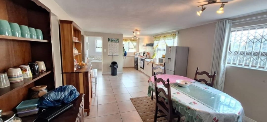 7 Bedroom Property for Sale in Loevenstein Western Cape